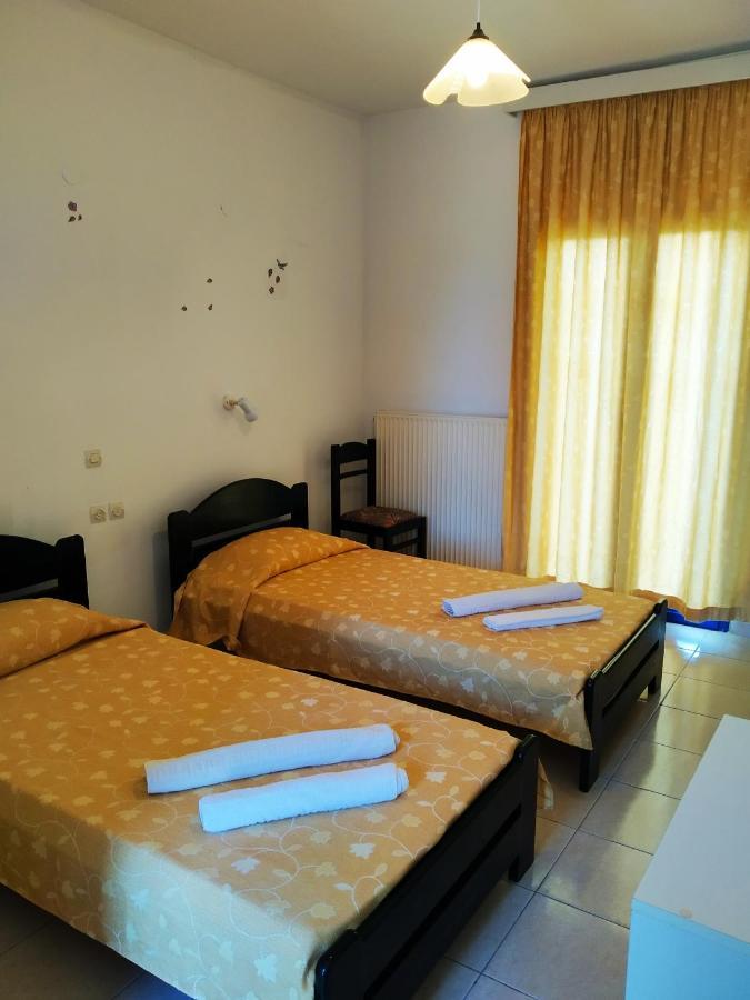 Manolas Royal Club Hotel - Aqua Poolside Bliss מראה חיצוני תמונה