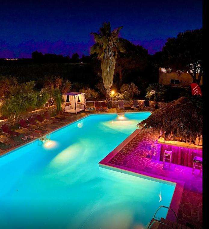 Manolas Royal Club Hotel - Aqua Poolside Bliss מראה חיצוני תמונה